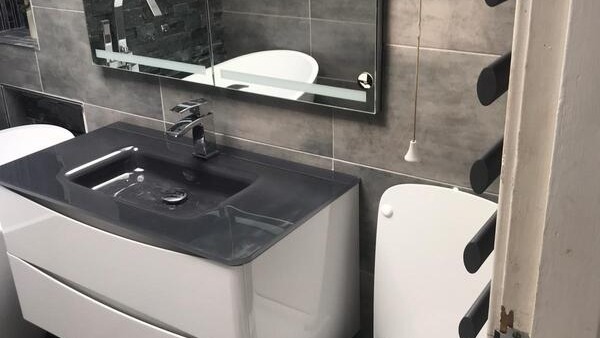 square-vessel-sink-with-running-chrome-tap